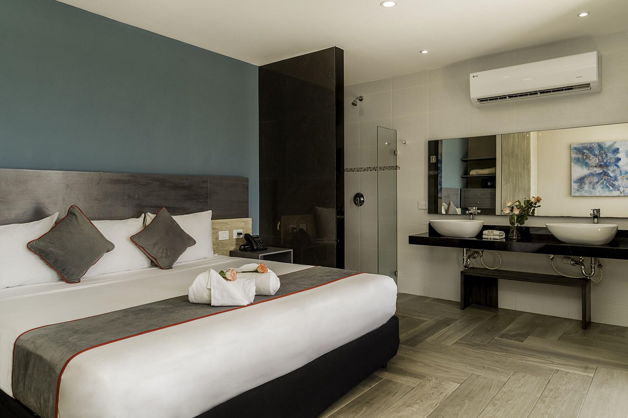 Bfh Attraction Deluxe Hotel Playa del Carmen Buitenkant foto