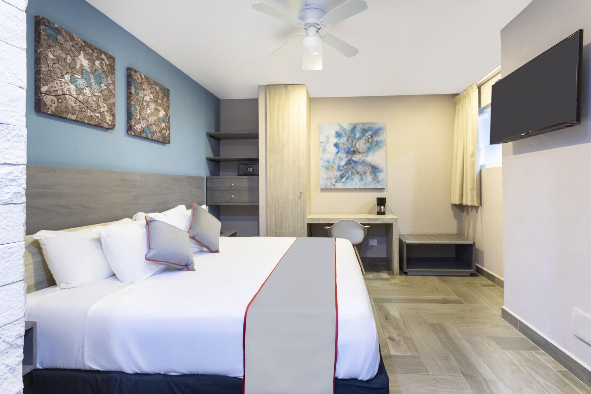 Bfh Attraction Deluxe Hotel Playa del Carmen Buitenkant foto